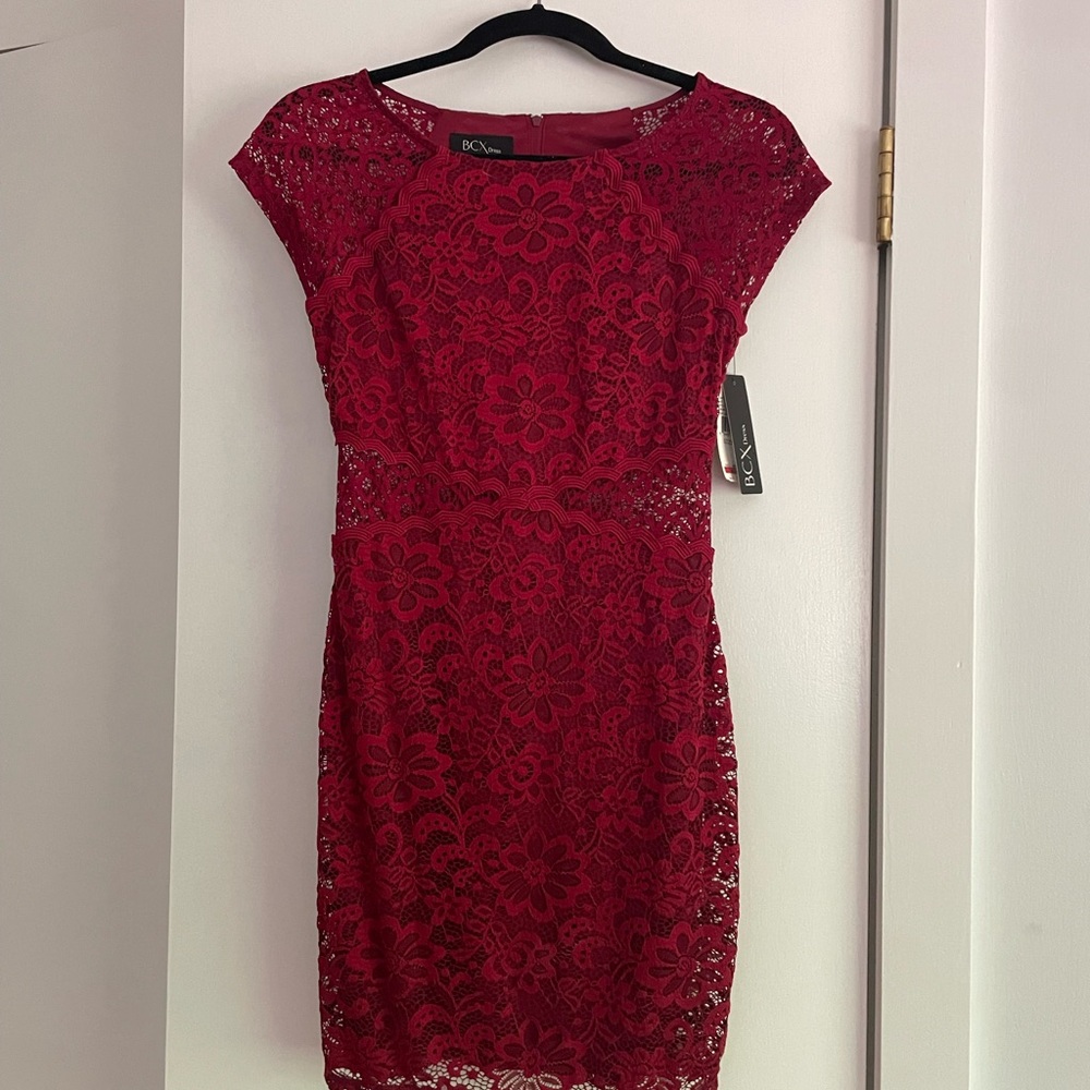 Red Short Lace Dress - Size 3